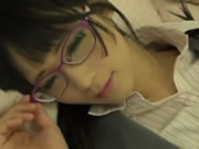 Mignonne japonaise fille OL uniforme tentation